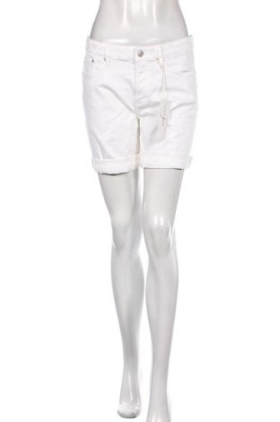 Дамски къс панталон S.Oliver, Размер M, Цвят Бял, Цена 11,52 лв.