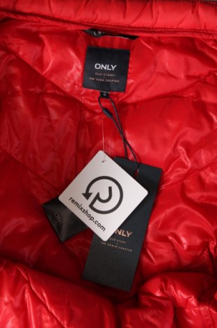 Γυναικείο μπουφάν ONLY, Μέγεθος S, Χρώμα Κόκκινο, Τιμή 89,18 €