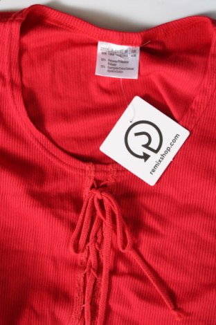Дамска блуза, Размер M, Цвят Червен, Цена 7,41 лв.