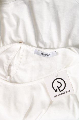Γυναικεία μπλούζα About You, Μέγεθος M, Χρώμα Λευκό, Τιμή 6,39 €
