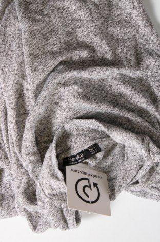 Damen Shirt Bershka, Größe S, Farbe Grau, Preis € 3,04