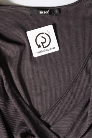 Γυναικεία μπλούζα Bik Bok, Μέγεθος S, Χρώμα Γκρί, Τιμή 11,75 €