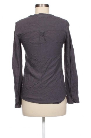 Дамска блуза Cecil, Размер XS, Цвят Сив, Цена 5,04 лв.