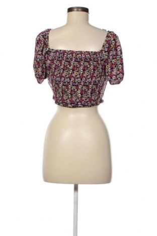 Дамска блуза Fb Sister, Размер M, Цвят Многоцветен, Цена 3,80 лв.