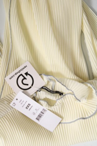 Γυναικεία μπλούζα Gina Tricot, Μέγεθος XXS, Χρώμα Εκρού, Τιμή 3,71 €