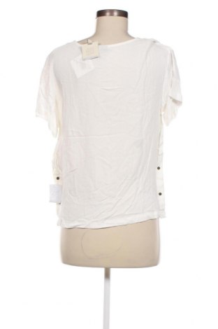 Дамска блуза Karl Marc John, Размер S, Цвят Бял, Цена 22,44 лв.