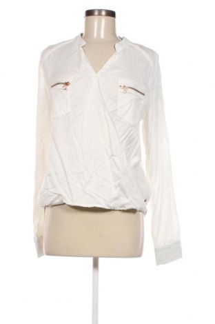 Γυναικεία μπλούζα Khujo, Μέγεθος M, Χρώμα Λευκό, Τιμή 15,25 €