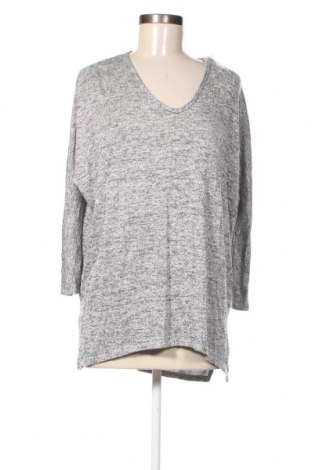 Дамска блуза Olivia Rae, Размер M, Цвят Сив, Цена 18,82 лв.