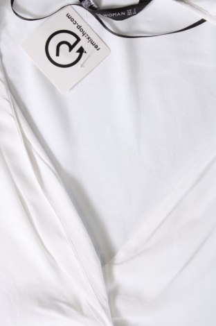 Γυναικεία μπλούζα Zara, Μέγεθος S, Χρώμα Λευκό, Τιμή 5,63 €
