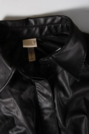 Дамска кожена риза H&M, Размер S, Цвят Черен, Цена 6,25 лв.