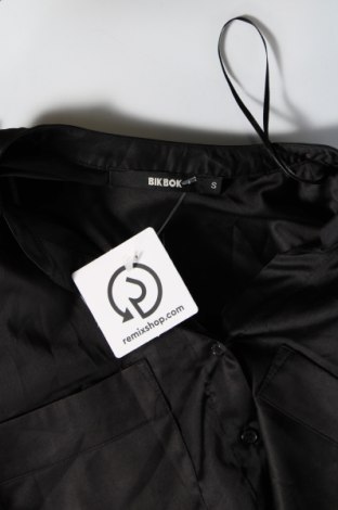 Γυναικείο πουκάμισο Bik Bok, Μέγεθος S, Χρώμα Μαύρο, Τιμή 2,47 €