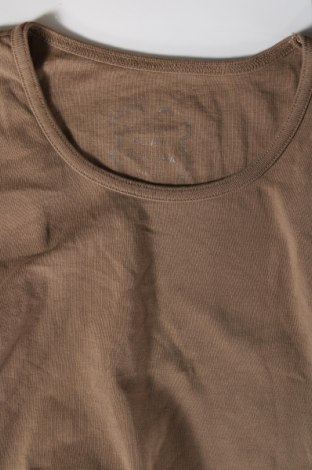 Дамска тениска, Размер M, Цвят Бежов, Цена 15,00 лв.