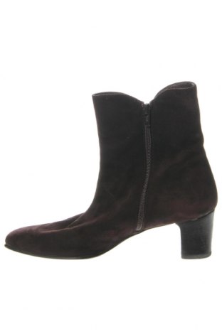 Botine de damă, Mărime 39, Culoare Maro, Preț 157,89 Lei