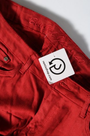 Damen Jeans, Größe M, Farbe Rot, Preis 3,43 €