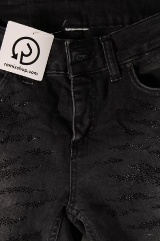 Dámské džíny , Velikost M, Barva Černá, Cena  97,00 Kč