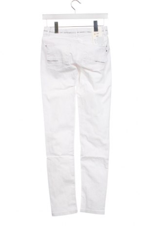 Damen Jeans Boohoo, Größe XS, Farbe Weiß, Preis 10,91 €