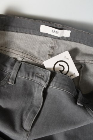 Damen Jeans Brax, Größe M, Farbe Grau, Preis 37,58 €