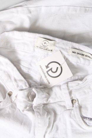 Damskie jeansy Cotton On, Rozmiar S, Kolor Biały, Cena 92,76 zł
