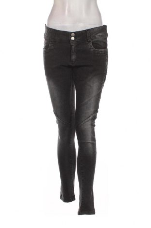 Damen Jeans Janina, Größe M, Farbe Grau, Preis 3,63 €