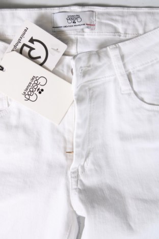 Damskie jeansy Le Temps Des Cerises, Rozmiar S, Kolor Biały, Cena 67,25 zł