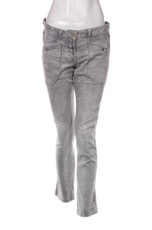 Damen Jeans Lisa Tossa, Größe M, Farbe Grau, Preis 4,24 €