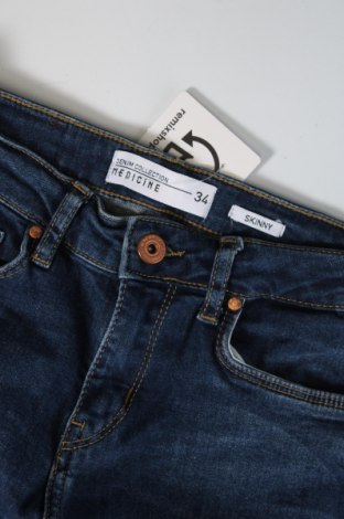 Damen Jeans Medicine, Größe XS, Farbe Blau, Preis 4,14 €