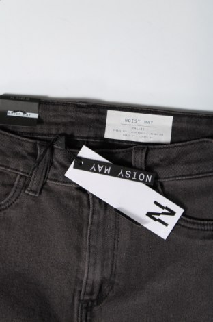 Damen Jeans Noisy May, Größe M, Farbe Grau, Preis € 8,30