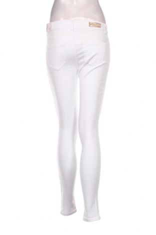 Damen Jeans ONLY, Größe S, Farbe Weiß, Preis 8,76 €