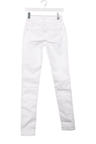 Damskie jeansy ONLY, Rozmiar XS, Kolor Biały, Cena 181,25 zł