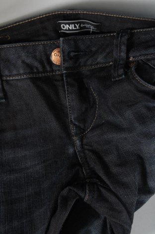 Dámske džínsy  ONLY, Veľkosť M, Farba Modrá, Cena  2,45 €