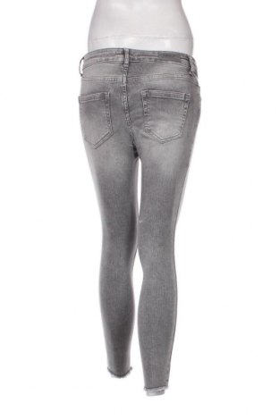 Dámske džínsy  ONLY, Veľkosť S, Farba Sivá, Cena  10,16 €