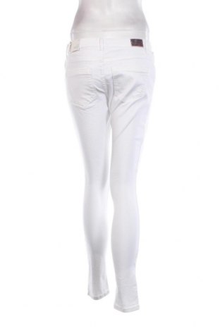 Damen Jeans ONLY, Größe M, Farbe Weiß, Preis 10,16 €