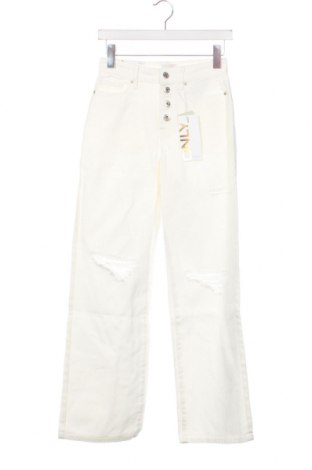 Γυναικείο Τζίν ONLY, Μέγεθος XS, Χρώμα Λευκό, Τιμή 10,87 €