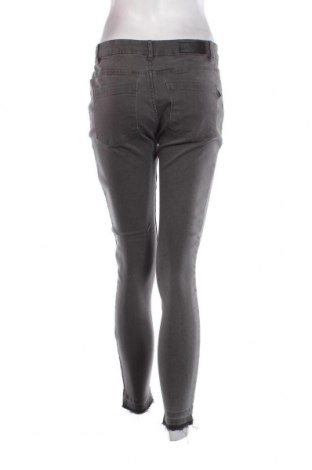 Damen Jeans Oxmo, Größe S, Farbe Grau, Preis 9,48 €