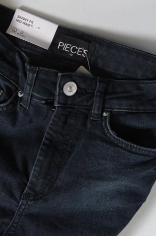 Dámské džíny  Pieces, Velikost XS, Barva Modrá, Cena  276,00 Kč