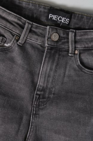 Damen Jeans Pieces, Größe XS, Farbe Grau, Preis € 9,81