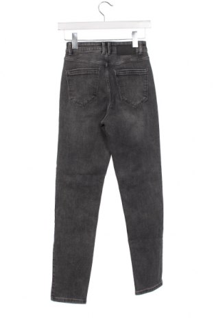 Damen Jeans Pieces, Größe XS, Farbe Grau, Preis € 9,81