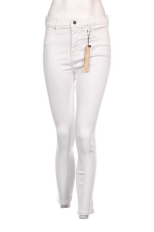 Damen Jeans Tally Weijl, Größe M, Farbe Weiß, Preis 23,71 €