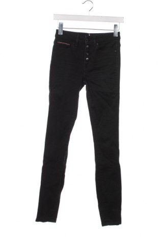 Дамски дънки Tommy Hilfiger, Размер XS, Цвят Черен, Цена 191,00 лв.