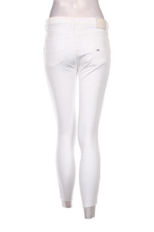 Дамски дънки Tommy Jeans, Размер S, Цвят Бял, Цена 57,30 лв.