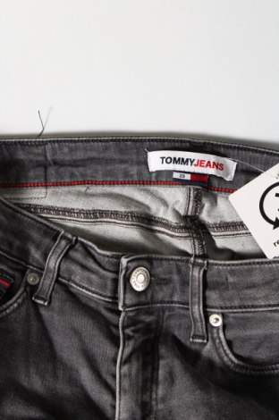 Blugi de femei Tommy Jeans, Mărime M, Culoare Gri, Preț 628,29 Lei