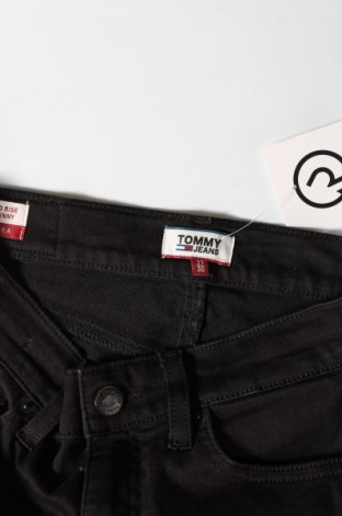 Dámské džíny  Tommy Jeans, Velikost S, Barva Černá, Cena  700,00 Kč