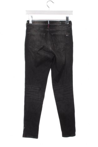 Дамски дънки Tommy Jeans, Размер XS, Цвят Сив, Цена 53,48 лв.
