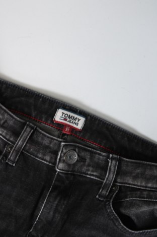 Damskie jeansy Tommy Jeans, Rozmiar S, Kolor Szary, Cena 505,37 zł