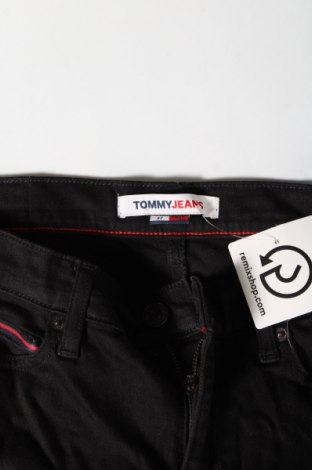 Дамски дънки Tommy Jeans, Размер S, Цвят Черен, Цена 191,00 лв.