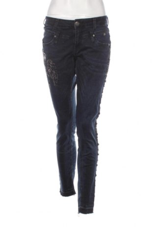 Damen Jeans Tredy, Größe M, Farbe Blau, Preis 3,43 €
