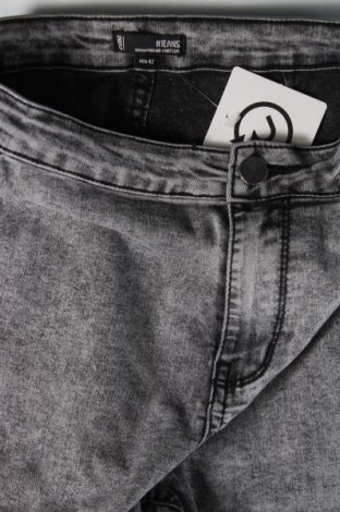 Damen Jeans Zuiki, Größe XS, Farbe Grau, Preis 3,63 €