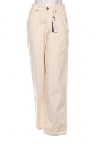 Γυναικείο κοτλέ παντελόνι Urban Classics, Μέγεθος M, Χρώμα Εκρού, Τιμή 9,46 €
