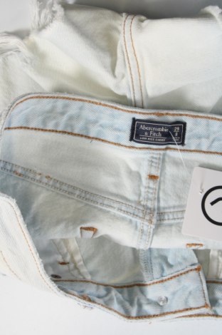 Pantaloni scurți de femei Abercrombie & Fitch, Mărime M, Culoare Albastru, Preț 134,21 Lei