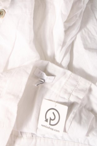 Дамски къс панталон Escada Sport, Размер M, Цвят Бял, Цена 82,00 лв.